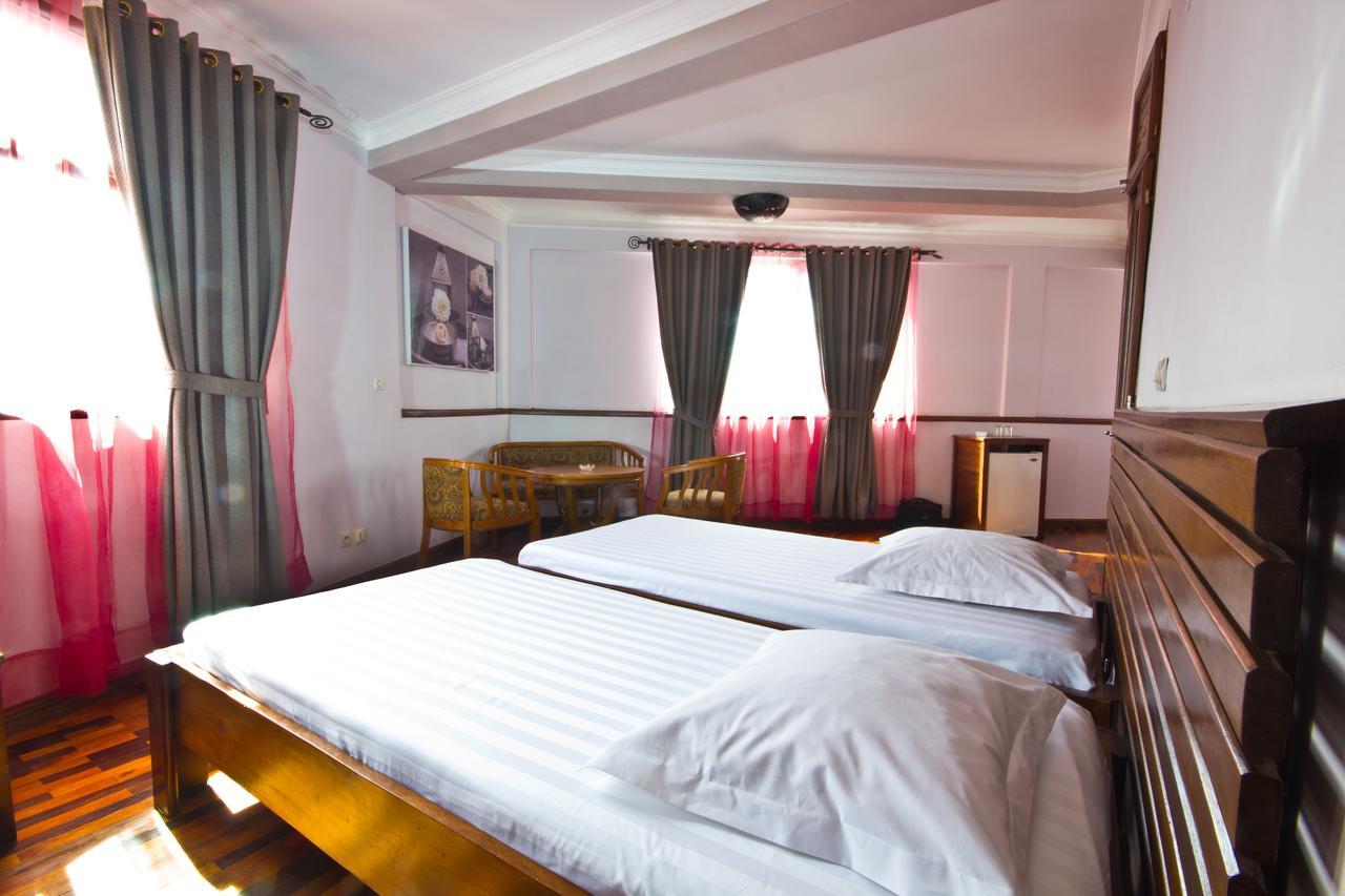 Anjary Hotel Ανταναναρίβο Εξωτερικό φωτογραφία