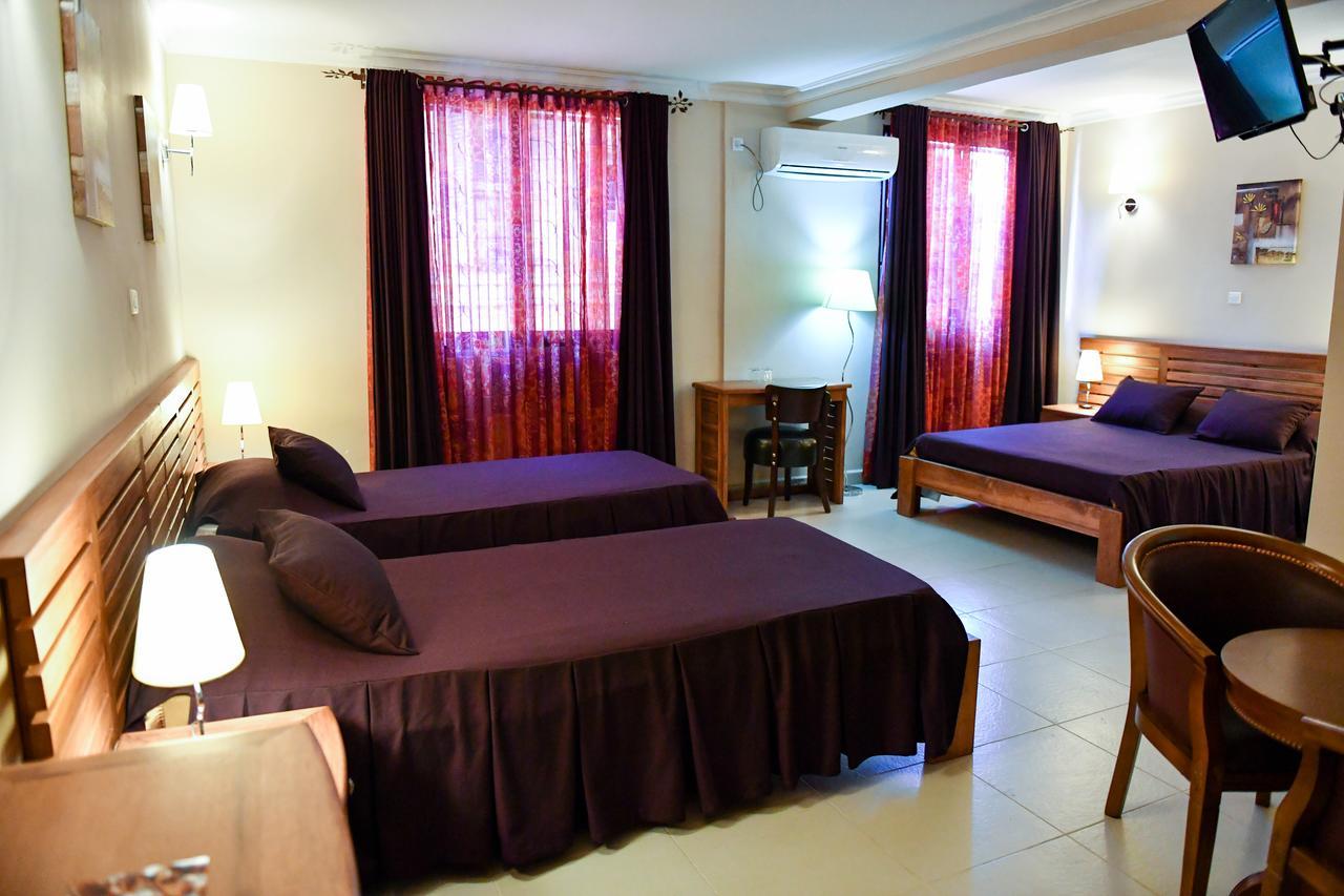Anjary Hotel Ανταναναρίβο Εξωτερικό φωτογραφία